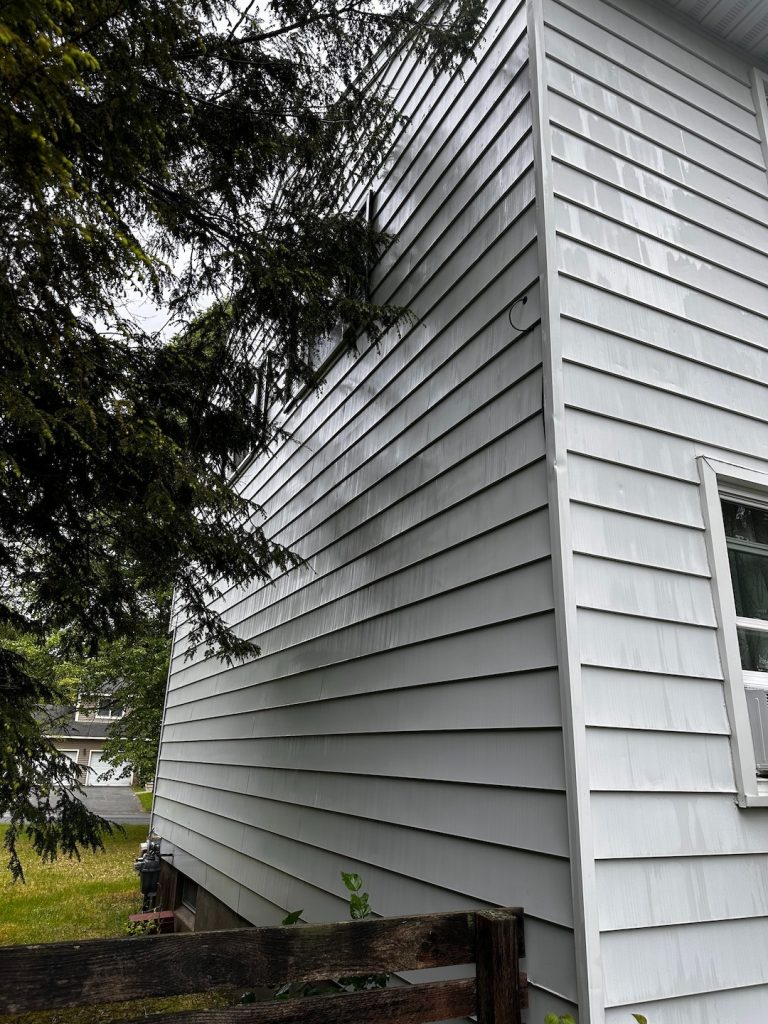 Expert House Washing in Saratoga Springs, NY
