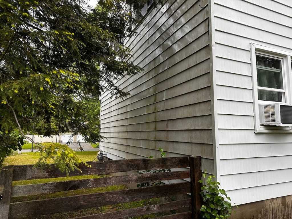 Expert House Washing in Saratoga Springs, NY