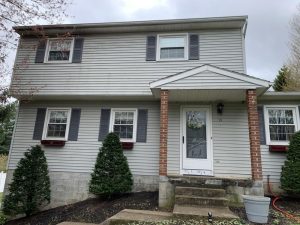 House and Chimney Wash in Gansevoort, NY